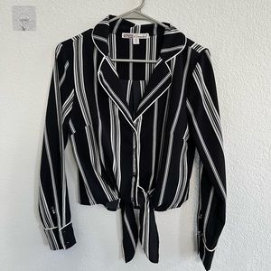 Cropped button down with front tie